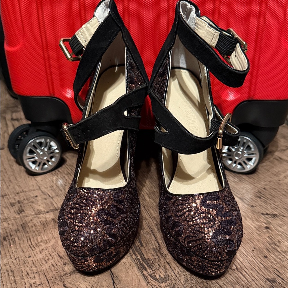Colin Stuart Black and Brown Lace Heels